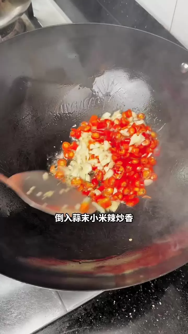 黄豆烧鸡脚