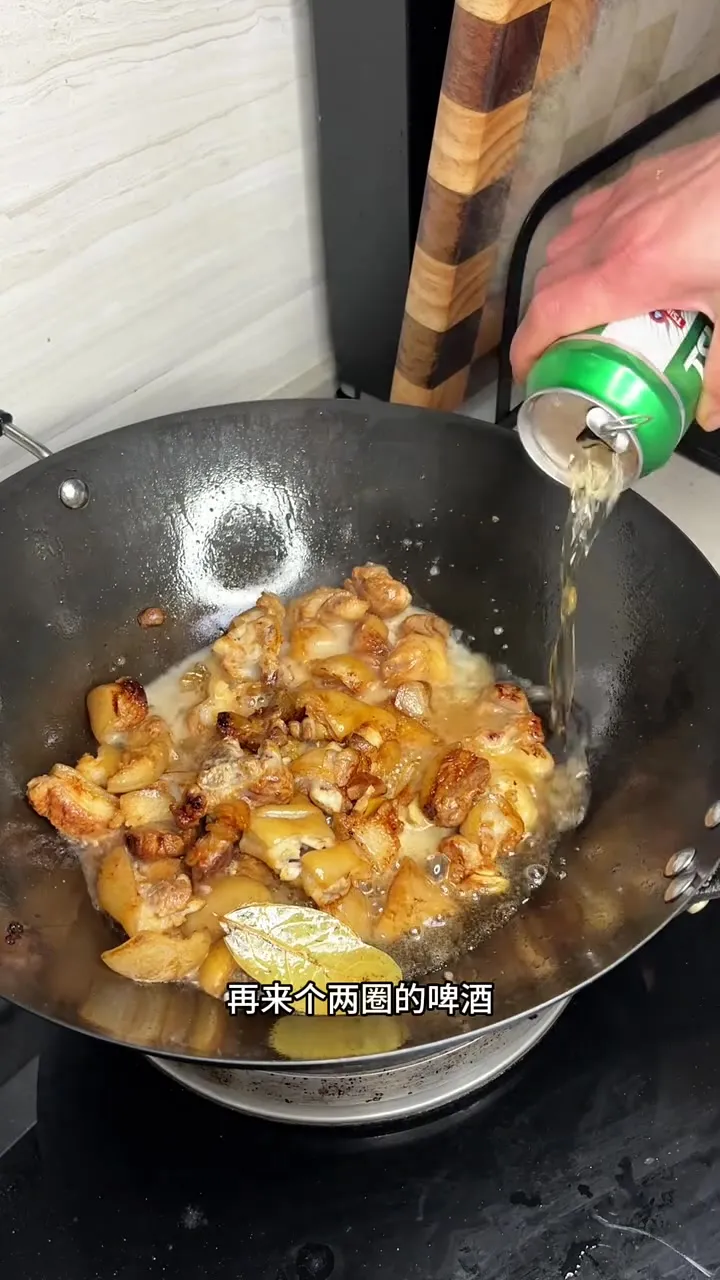 香辣碎碎猪蹄-推影坊