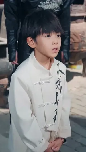 短剧《我有八个姐姐但是她们都是弟控》（83集）免费看短剧-推影坊