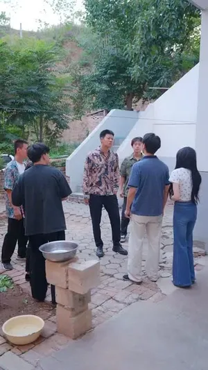 短剧《傻小龙神农逆袭》（80集）网剧无删减-推影坊