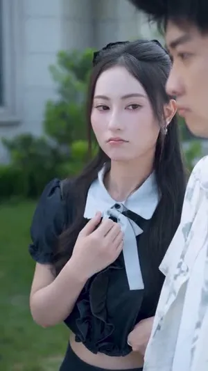 短剧《直播捡漏我靠透视纵横商海》（80集）短剧全集免费收看-推影坊