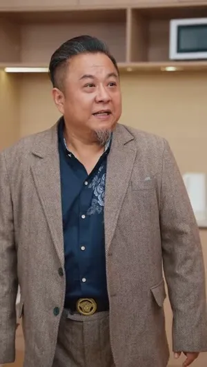 短剧《摊牌了我能看见过去一万年》（79集）免费观看全集-推影坊