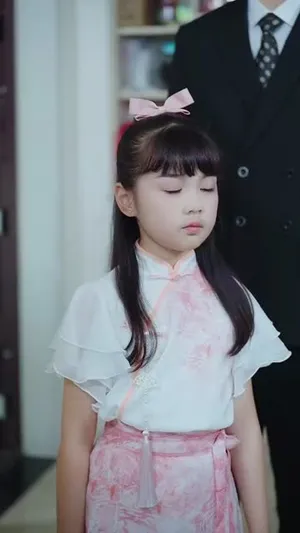 短剧《十岁真千金爆改纨绔爹》（74集）免费观看全集-推影坊