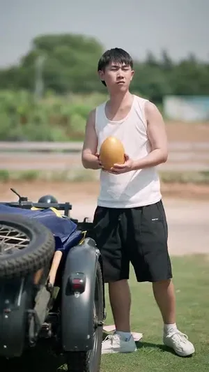 短剧《神级农民从种出纯金大西瓜开始》（90集）短剧免费资源 - 推影坊-推影坊