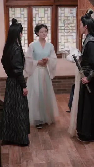 短剧《穿越反派洗白救全家反派怎么啦》（65集）全集在线观看 - 推影坊-推影坊