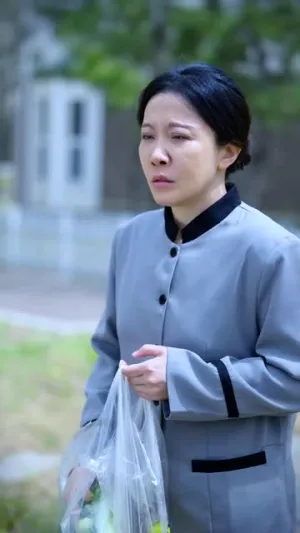 短剧《寄生》（41集）短剧免费资源-推影坊